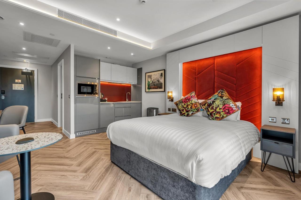Roomzzz Единбург Екстер'єр фото